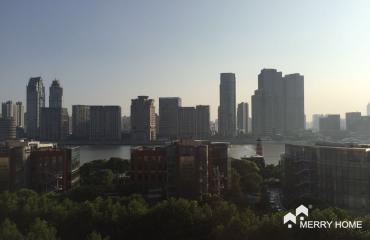 Top duplex with a terrace&river view，unfurnished，4bedrooms in Yanlord Garden,Lujiazui